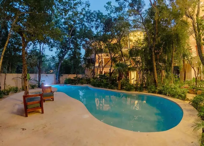 Holiday home Elegant 3br Penthouse Haven With Private Rooftop Pool & Jungle Views