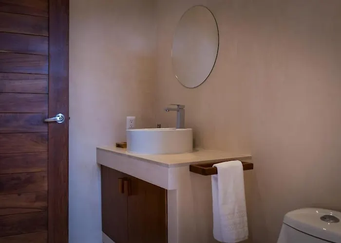 Holiday home Elegant 3br Penthouse Haven With Private Rooftop Pool & Jungle Views *