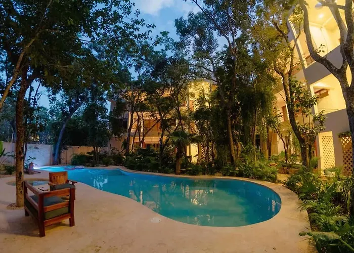 Holiday home Elegant 3br Penthouse Haven With Private Rooftop Pool & Jungle Views